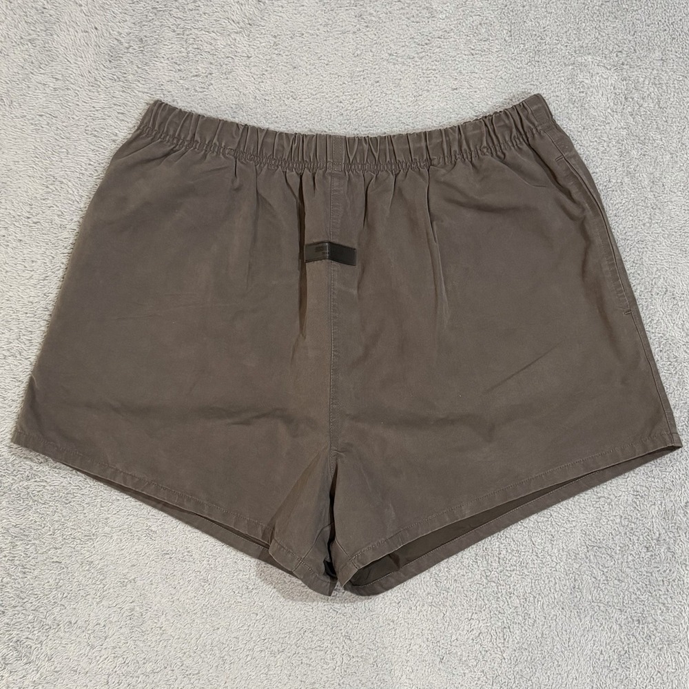 Fear of God Essentials Dock Shorts Size XL Wood Brown 3" Running FOG